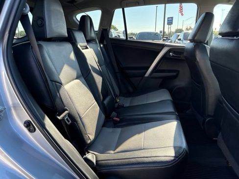 Used 2016 Toyota RAV4 XLE AWD/4WD image 12