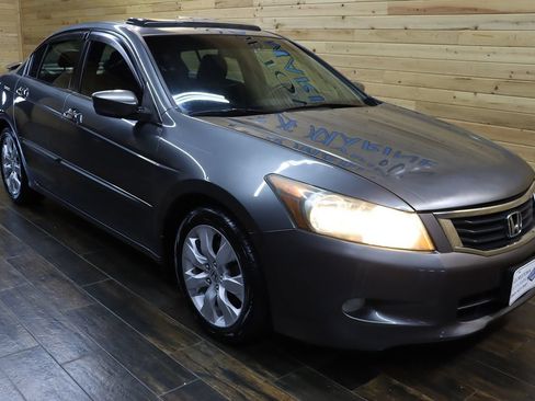 Used 2009 Honda Accord EX-L image 2