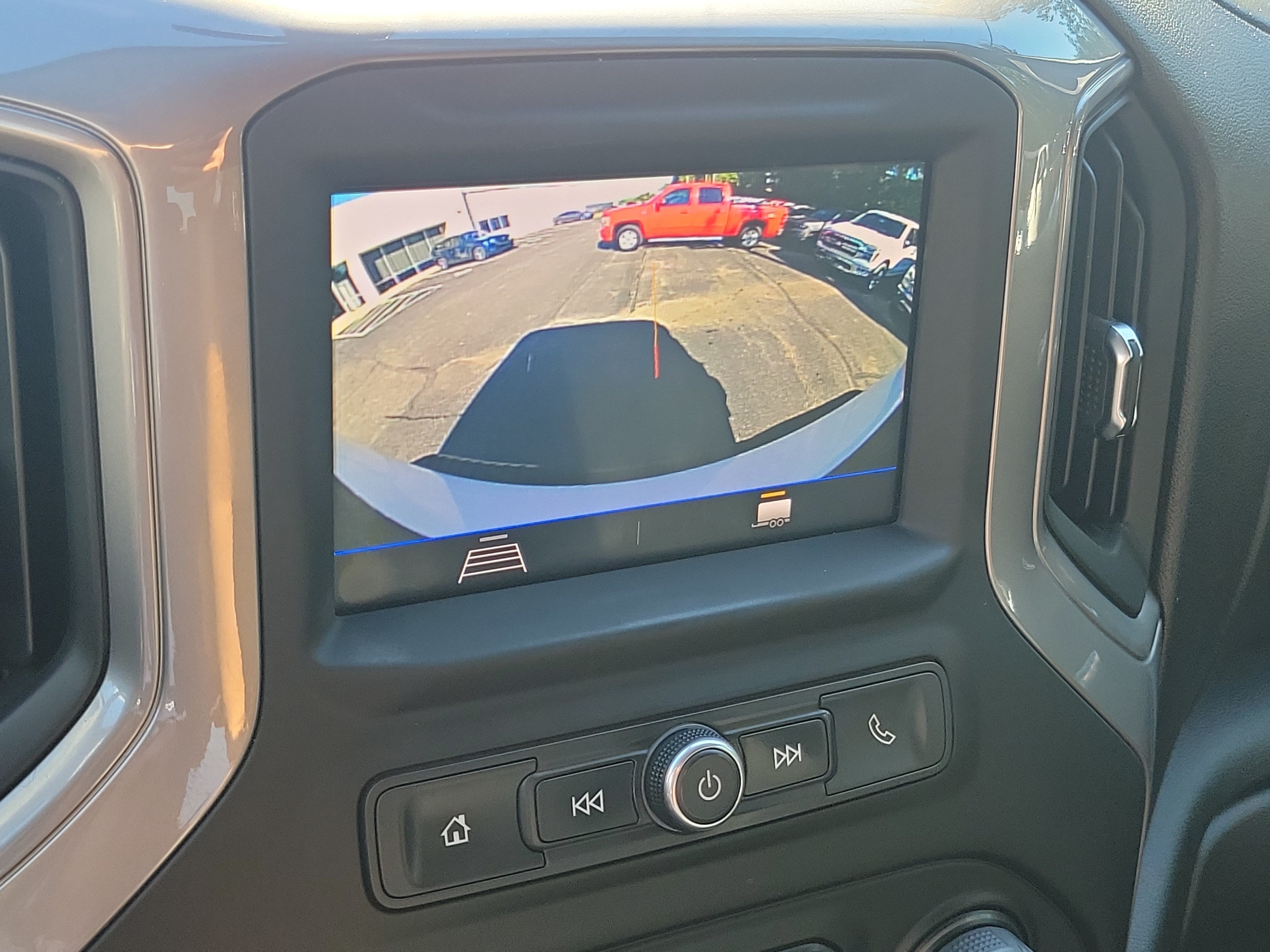 Used 2023 Chevrolet Silverado 2500 Custom w/ Custom Convenience Package AWD/4WD image 28
