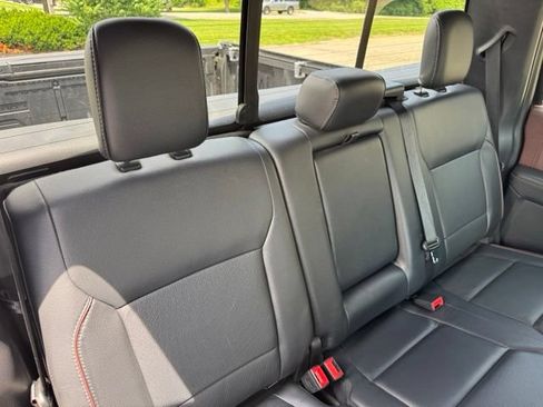 Used 2023 Ford F150 Lariat w/ Equipment Group 502A High AWD/4WD image 31