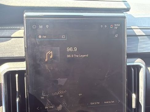 Used 2025 GMC Acadia Elevation FWD image 19