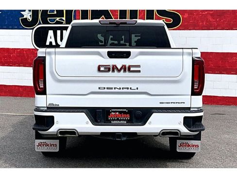 Used 2022 GMC Sierra 1500 Denali AWD/4WD image 4