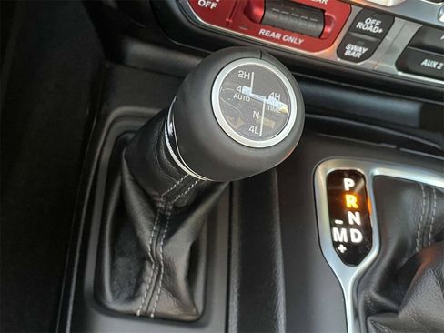 New 2025 Jeep Gladiator Rubicon image 23