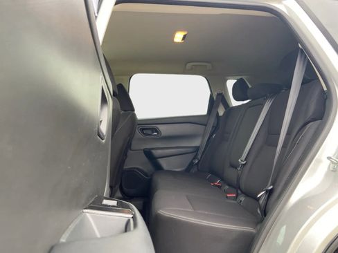 Used 2024 Nissan Rogue S AWD/4WD image 13