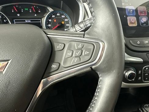 Used 2018 Chevrolet Equinox LT w/ Sun & Infotainment Package FWD image 16