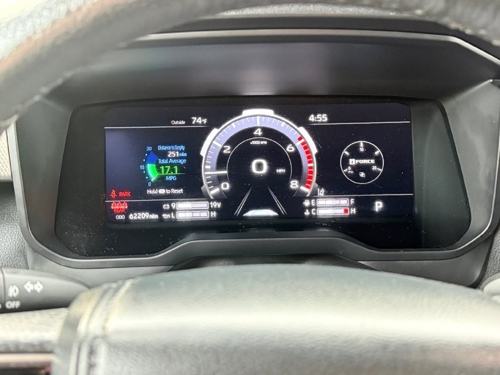 Used 2024 Toyota Tundra Limited AWD/4WD image 32
