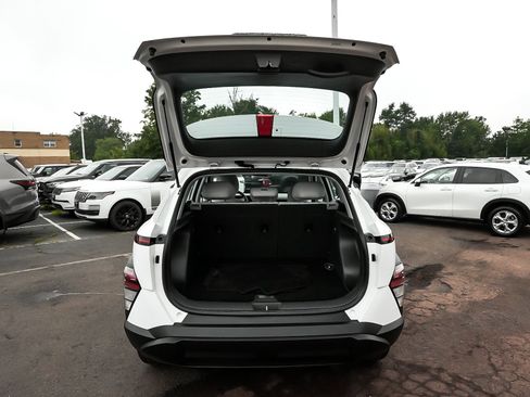 Used 2024 Hyundai Kona SE AWD/4WD image 53