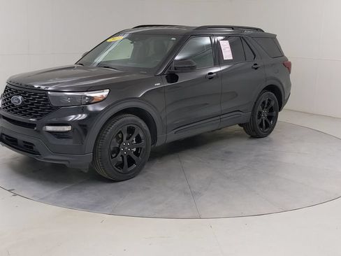 Certified 2023 Ford Explorer ST-Line AWD/4WD image 22