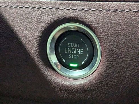Used 2025 Cadillac Escalade Sport w/ LPO, ONYX Package RWD image 25