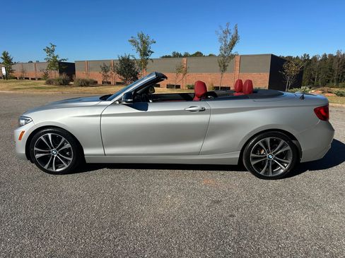 Used 2015 BMW 228i xDrive Convertible image 2