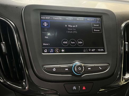 Used 2023 Chevrolet Equinox RS w/ LPO, Floor Liner Package FWD image 17