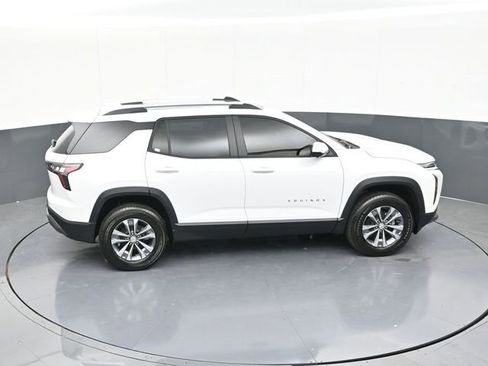 New 2026 Chevrolet Equinox LT FWD image 65