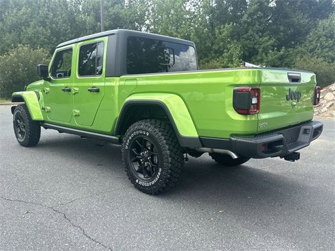 New 2025 Jeep Gladiator Willys image 11