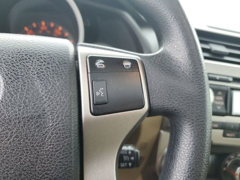 Used 2010 Toyota 4Runner SR5 image 22