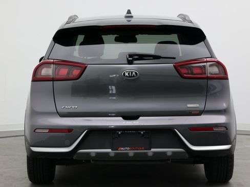 Used 2018 Kia Niro EX w/ EX Premium Package FWD image 7