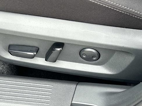 New 2026 Nissan Rogue SV FWD image 16