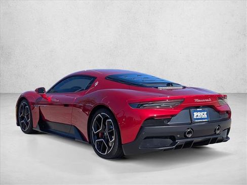 Used 2022 Maserati MC20 Coupe image 9