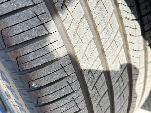 New 2026 Land Rover Range Rover SE image 9