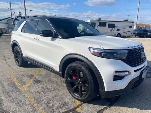 Used 2023 Ford Explorer ST w/ Equipment Group 401A AWD/4WD image 3