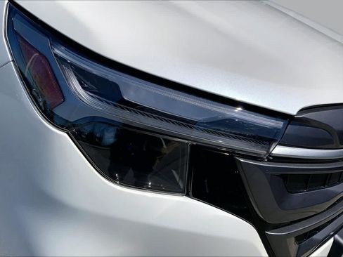 Certified 2025 Subaru Forester Limited AWD/4WD image 27
