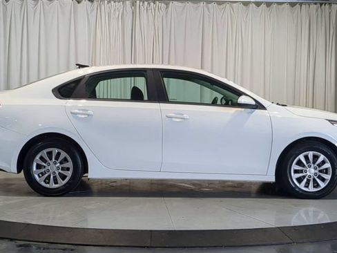 Used 2021 Kia Forte Sedan FWD image 11