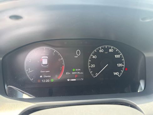 Used 2024 Honda HR-V Sport image 16