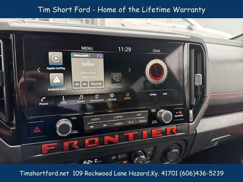 Used 2025 Nissan Frontier PRO-4X image 15