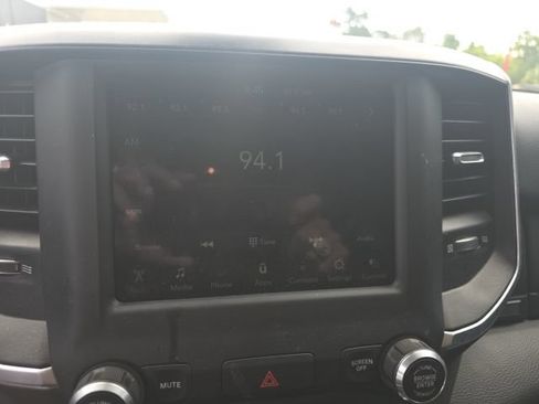 Used 2019 RAM 1500 Big Horn RWD image 19