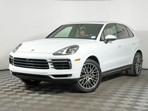 Certified 2022 Porsche Cayenne w/ Premium Package image 1