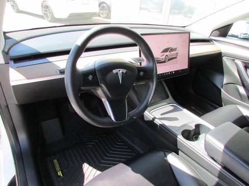 Used 2023 Tesla Model 3 Standard Range RWD image 13