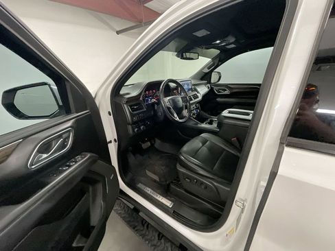 Used 2021 Chevrolet Tahoe Z71 w/ Z71 Signature Package image 10