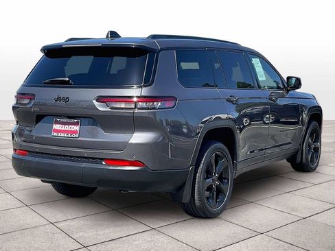 Used 2023 Jeep Grand Cherokee L Laredo AWD/4WD image 15