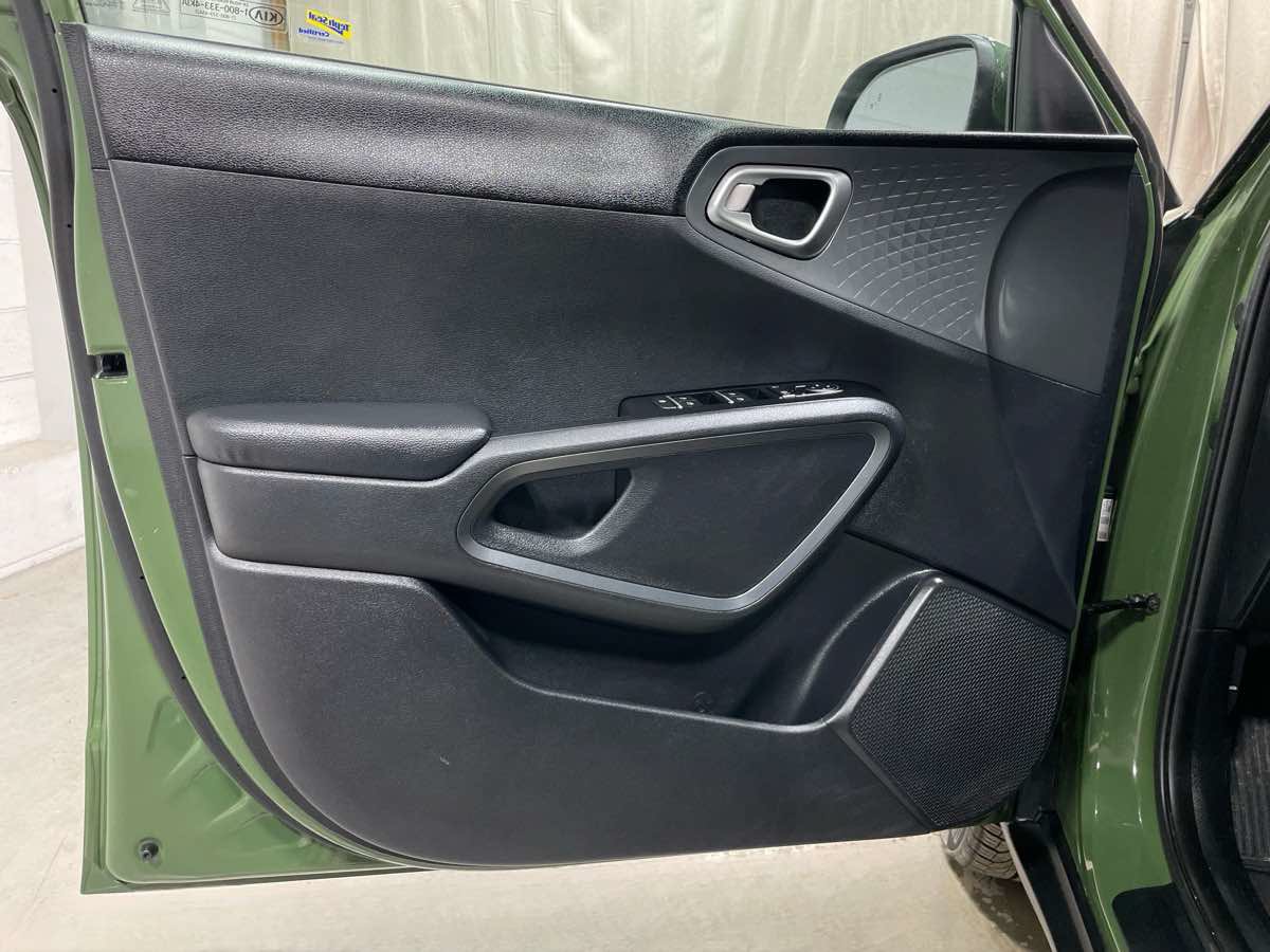 Used 2020 Kia Soul EX FWD image 7