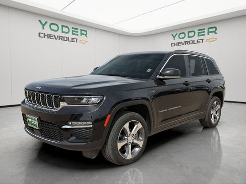 Used 2024 Jeep Grand Cherokee Limited 4xe image 11