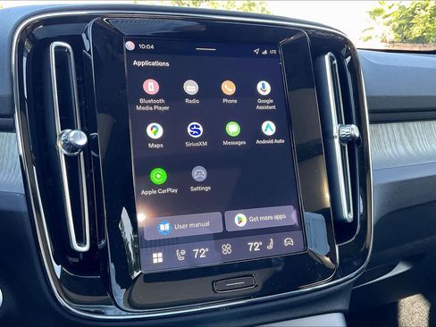 New 2026 Volvo XC40 B5 Core w/ Climate Package image 21