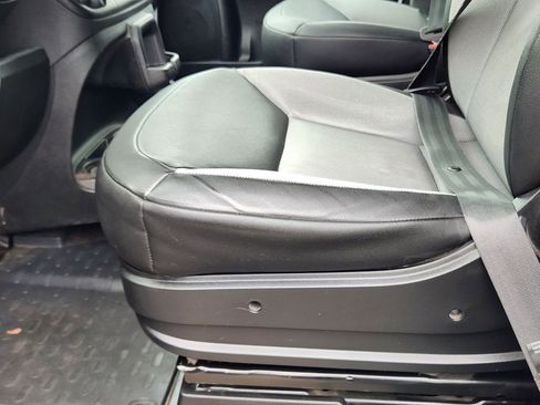Used 2025 RAM ProMaster 2500 w/ Convenience Group FWD image 8