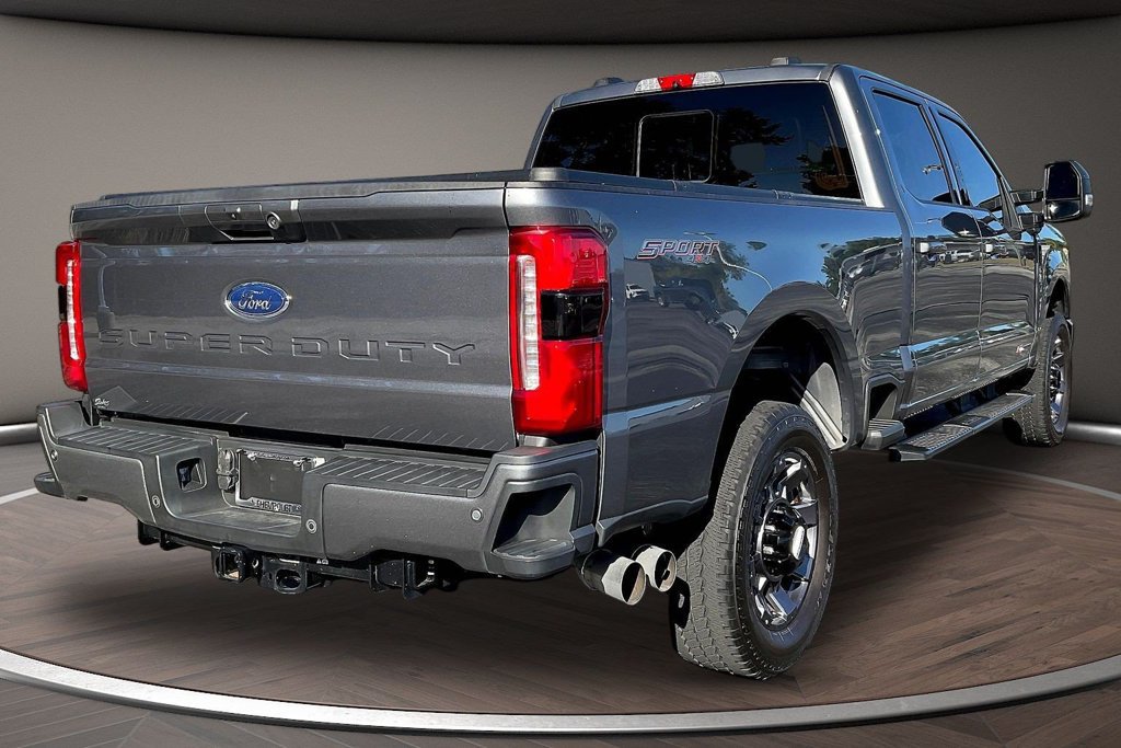 Used 2024 Ford F250 Lariat w/ Lariat Ultimate Package AWD/4WD image 6