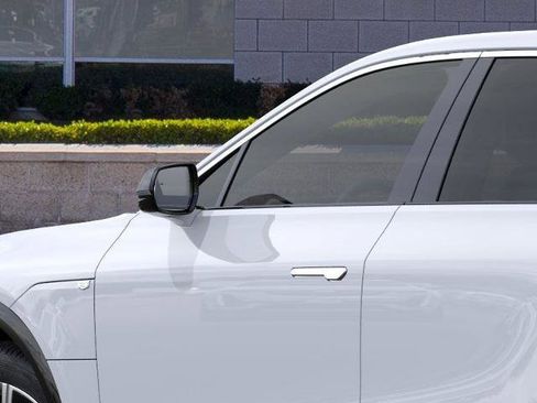 New 2026 Cadillac Lyriq Premium Luxury image 12