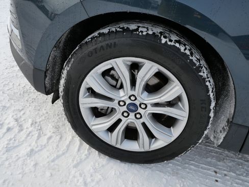 Used 2022 Ford Edge Titanium image 15