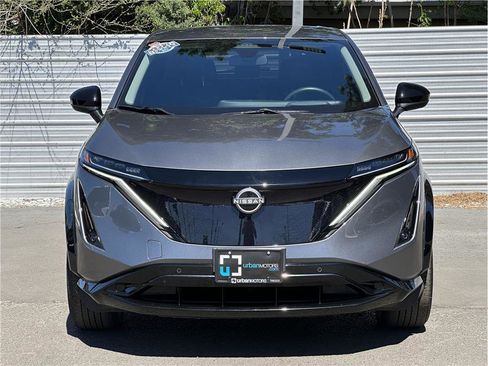 Used 2024 Nissan Ariya AWD image 7