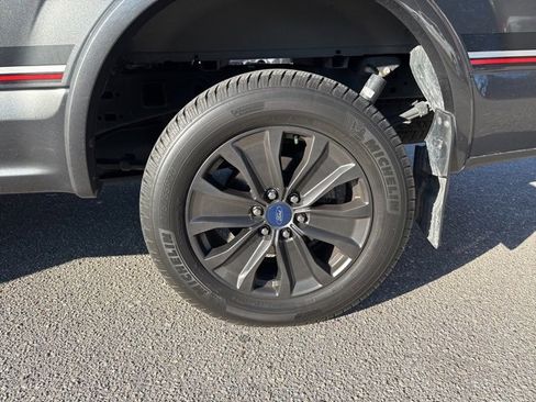 Used 2018 Ford F150 Lariat image 14