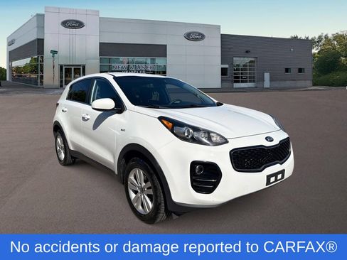 Used 2018 Kia Sportage LX AWD/4WD image 2