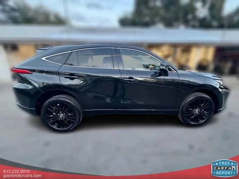 Used 2024 Toyota Venza Limited image 4