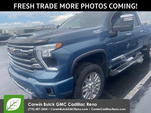 Used 2025 Chevrolet Silverado 2500 High Country w/ Technology Package AWD/4WD image 1