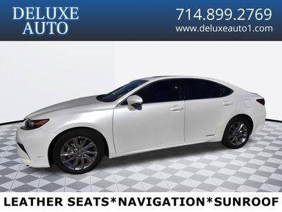 Used 2016 Lexus ES 300h w/ Navigation System Package