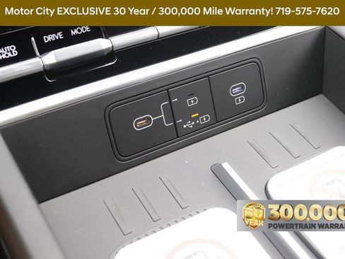 New 2025 Hyundai Santa Fe SE image 21