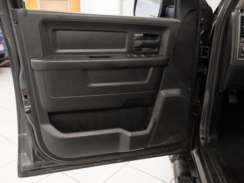 Used 2014 RAM 1500 Express image 16