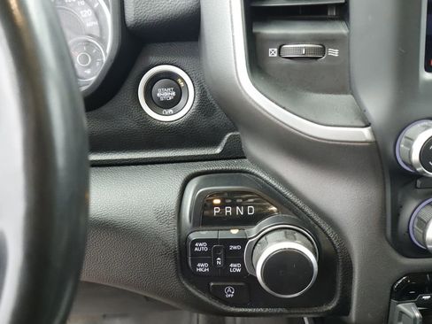 Used 2020 RAM 1500 Big Horn AWD/4WD image 30