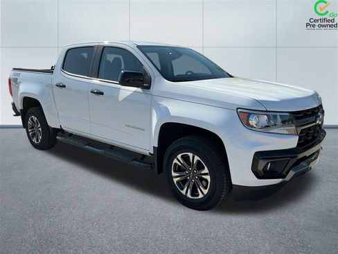 Used 2022 Chevrolet Colorado Z71 AWD/4WD image 9