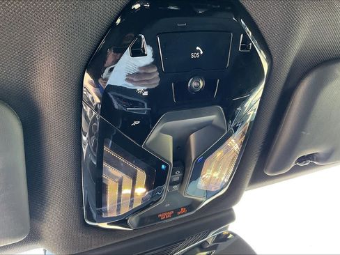 Used 2025 BMW X3 xDrive30i image 32